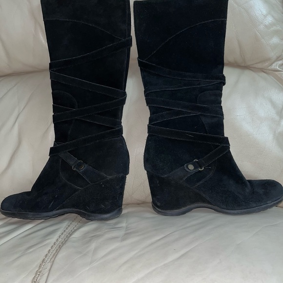 Me too black suede boots - Picture 6 of 7